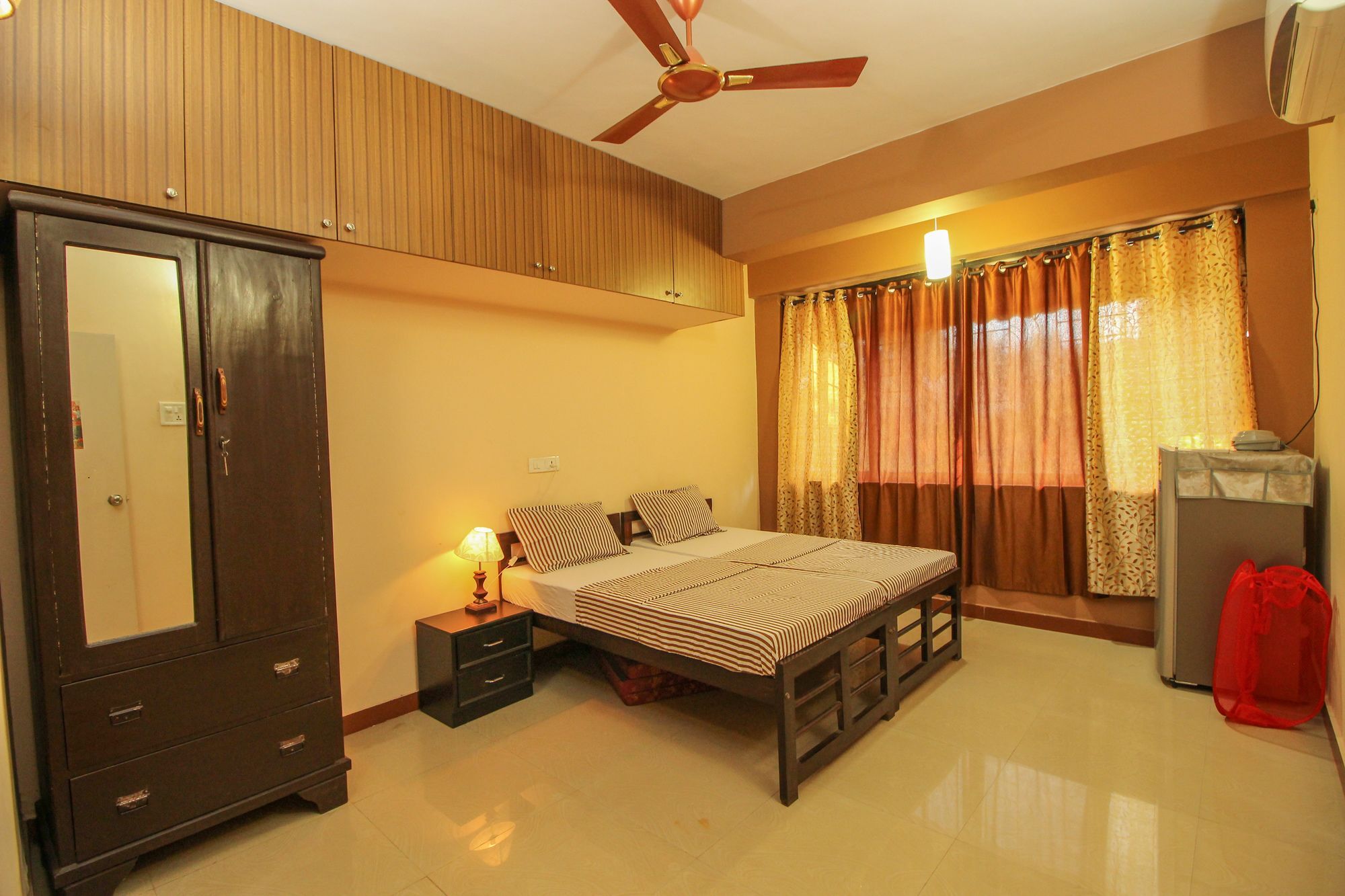 Oyo 9876 Home Luxurious 5Bhk Porvorim Buitenkant foto